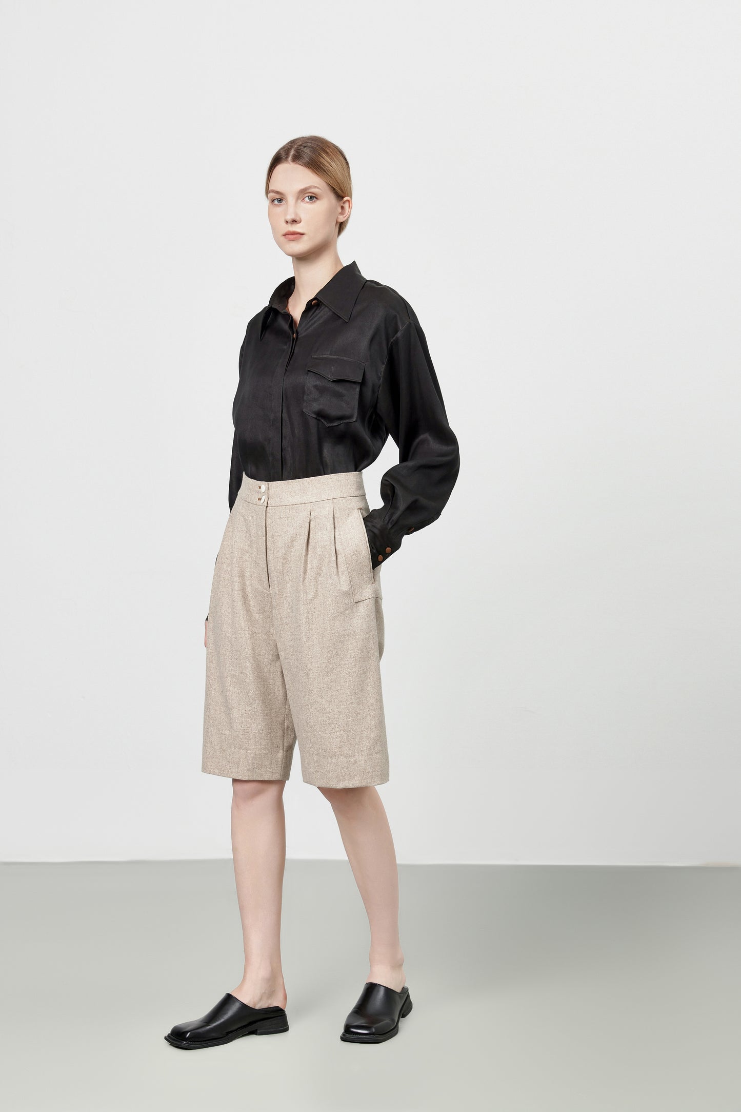 Simple Loden Shorts