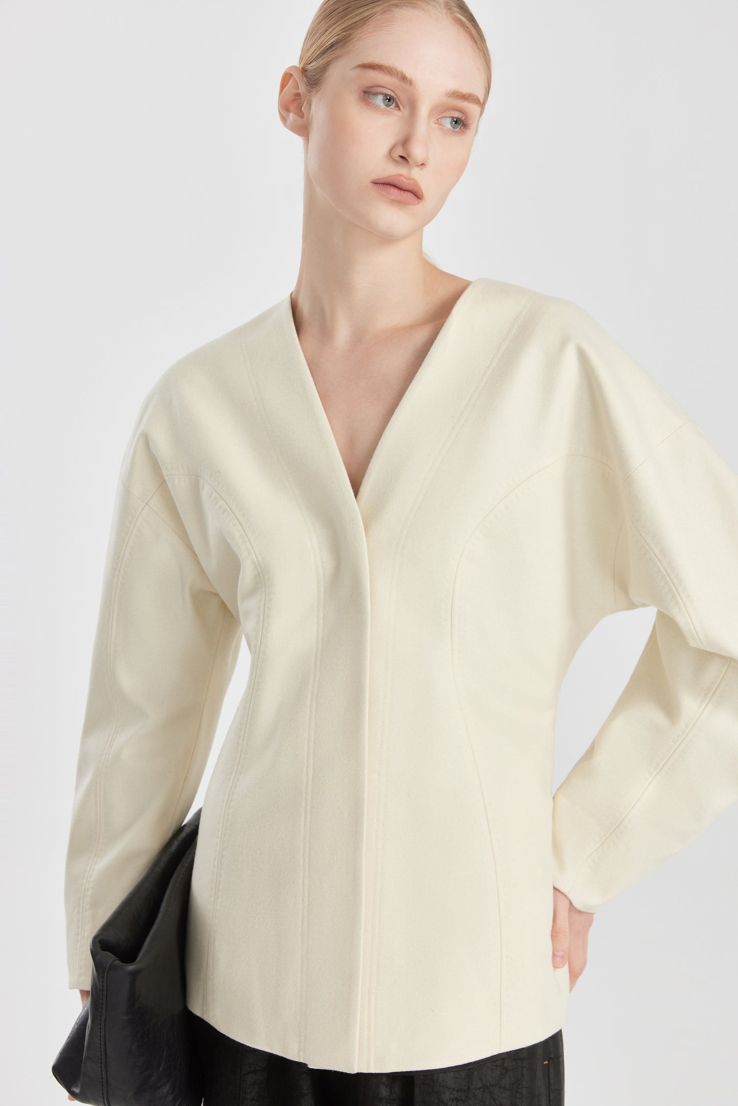 Round Shoulder Jacket