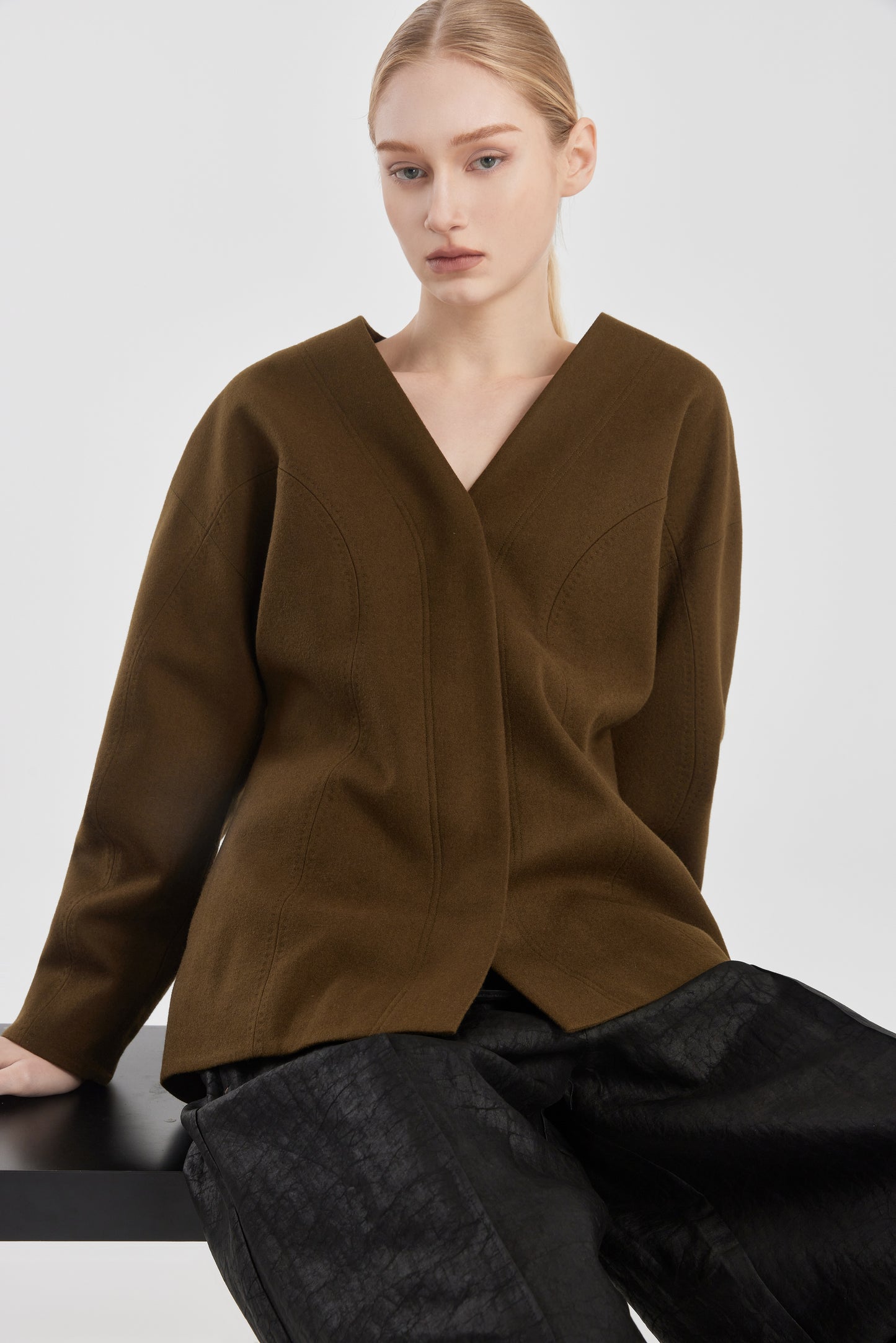 Round Shoulder Jacket
