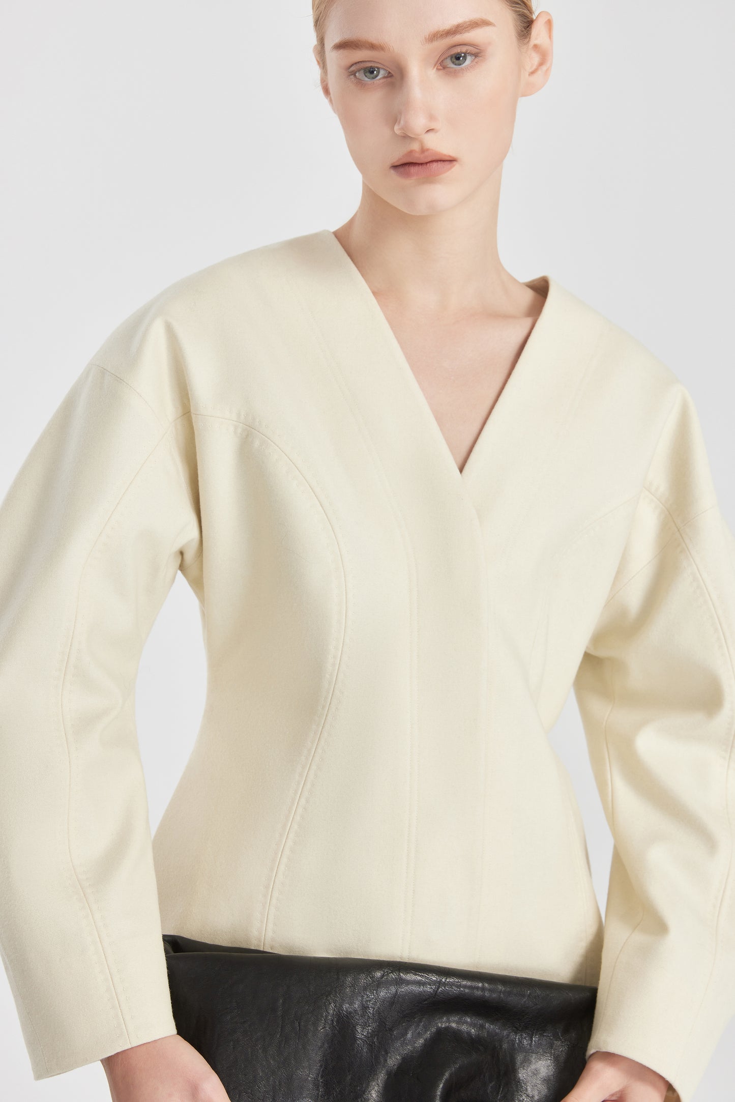 Round Shoulder Jacket