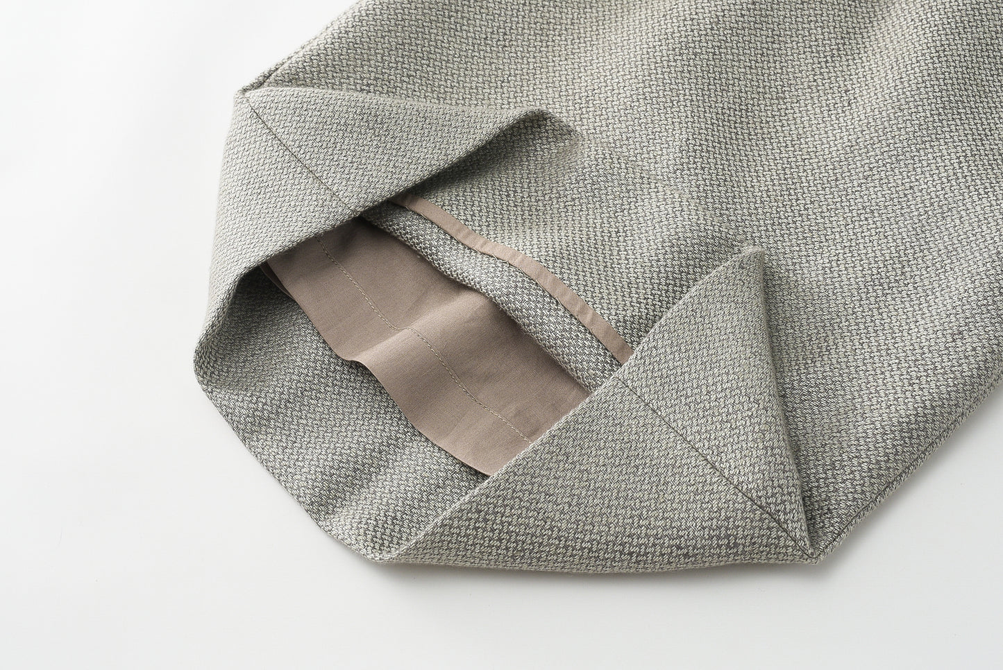 Short Linen Trousers
