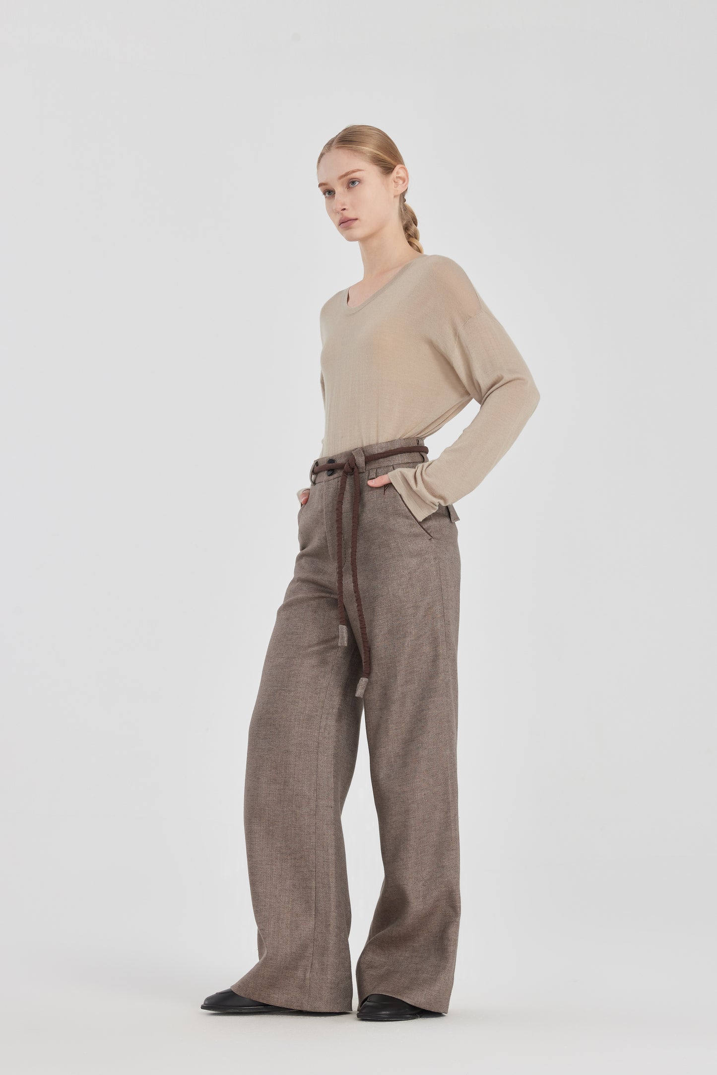 Straight-Leg Linen Trousers