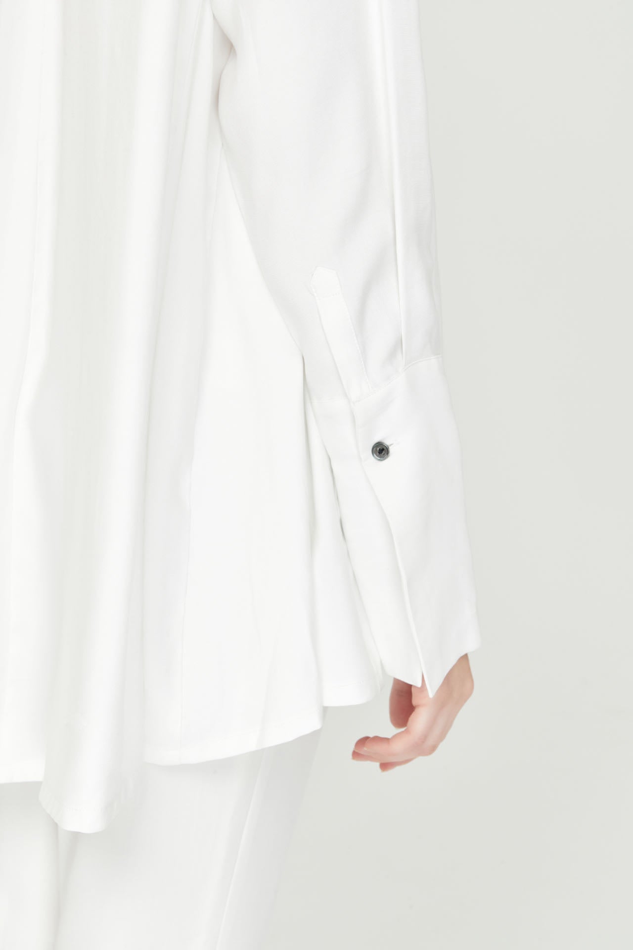 Long Pointy Collar Shirt