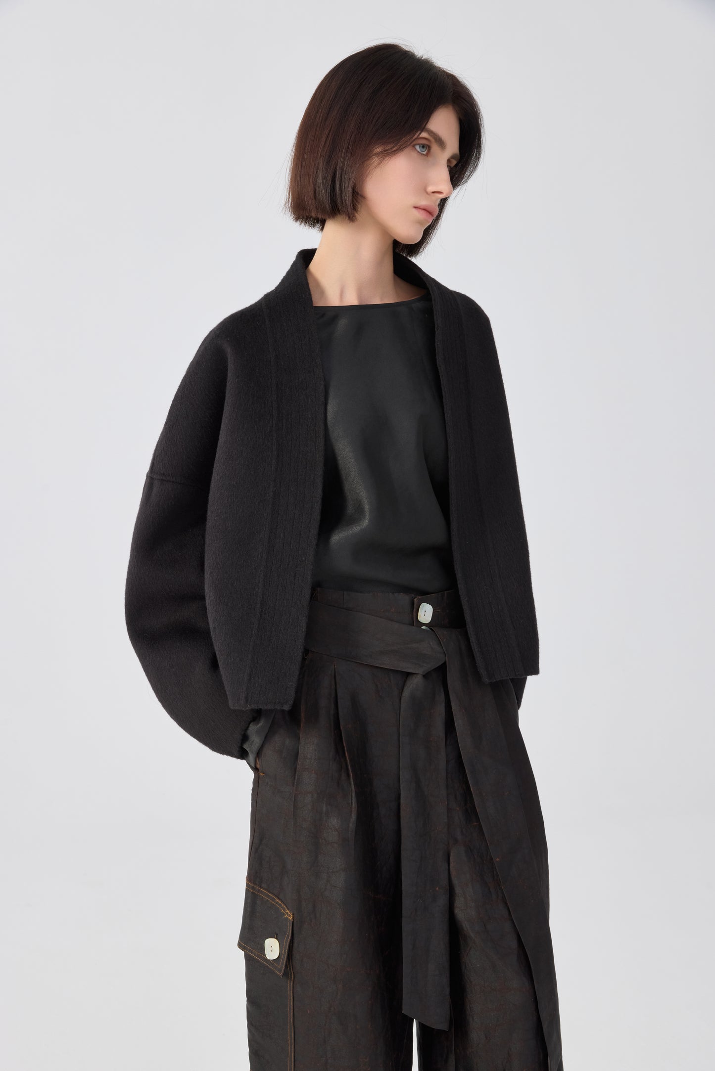 VARA CASHMERE CARDIGAN-BLACK