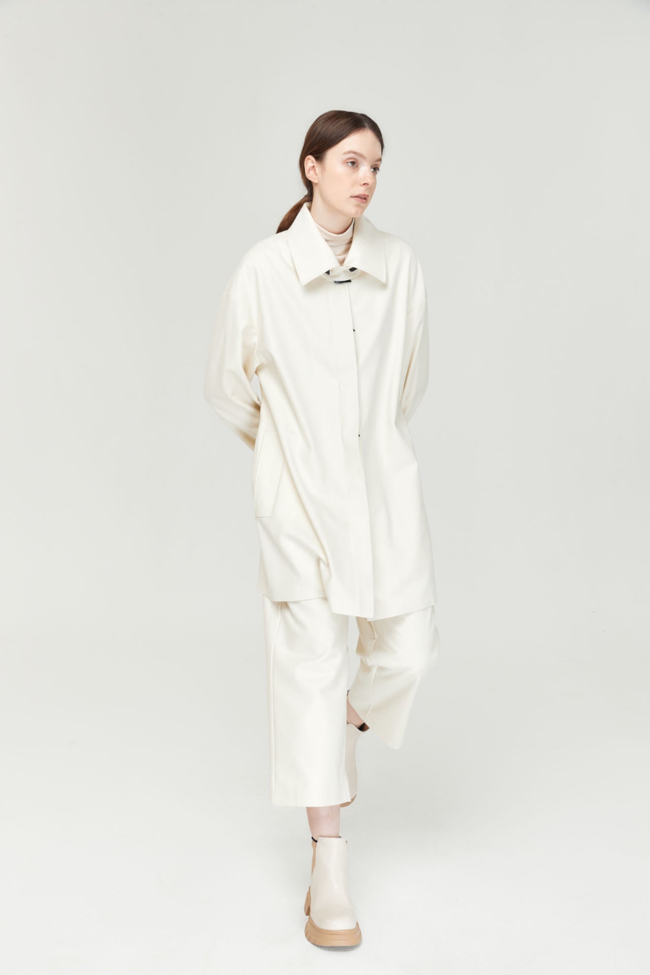 Cropped Wool Trousers