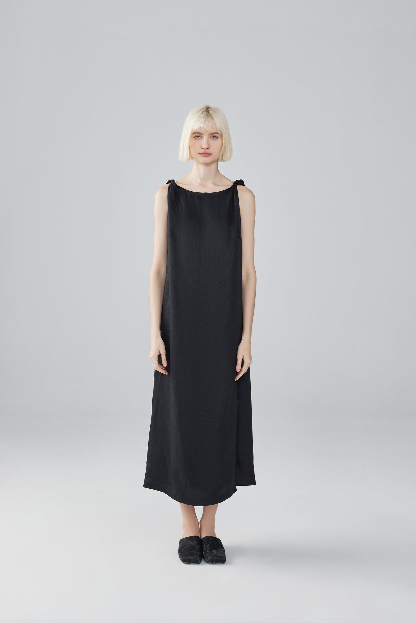 Sleeveless Linen Dress