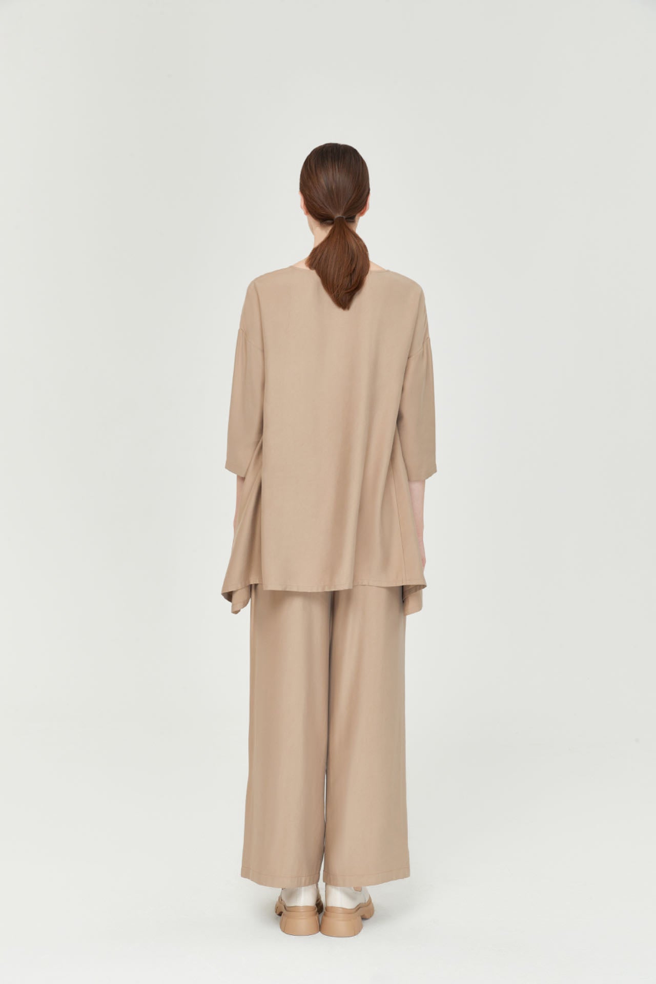 Mid-Length Layered Top