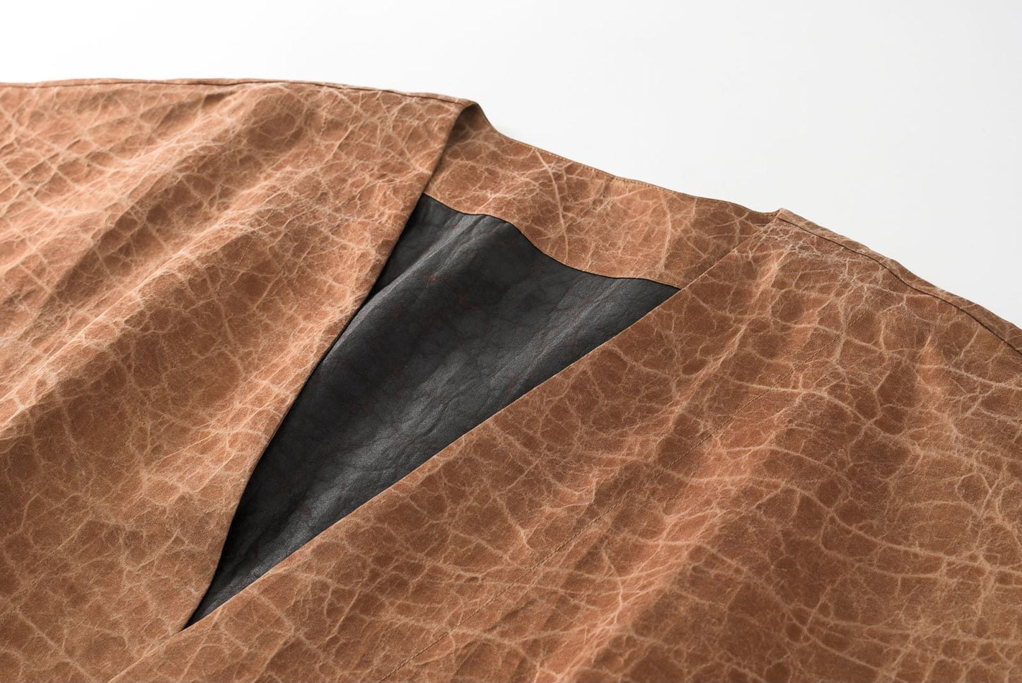 Loose-Fitting Tea Silk Shirt