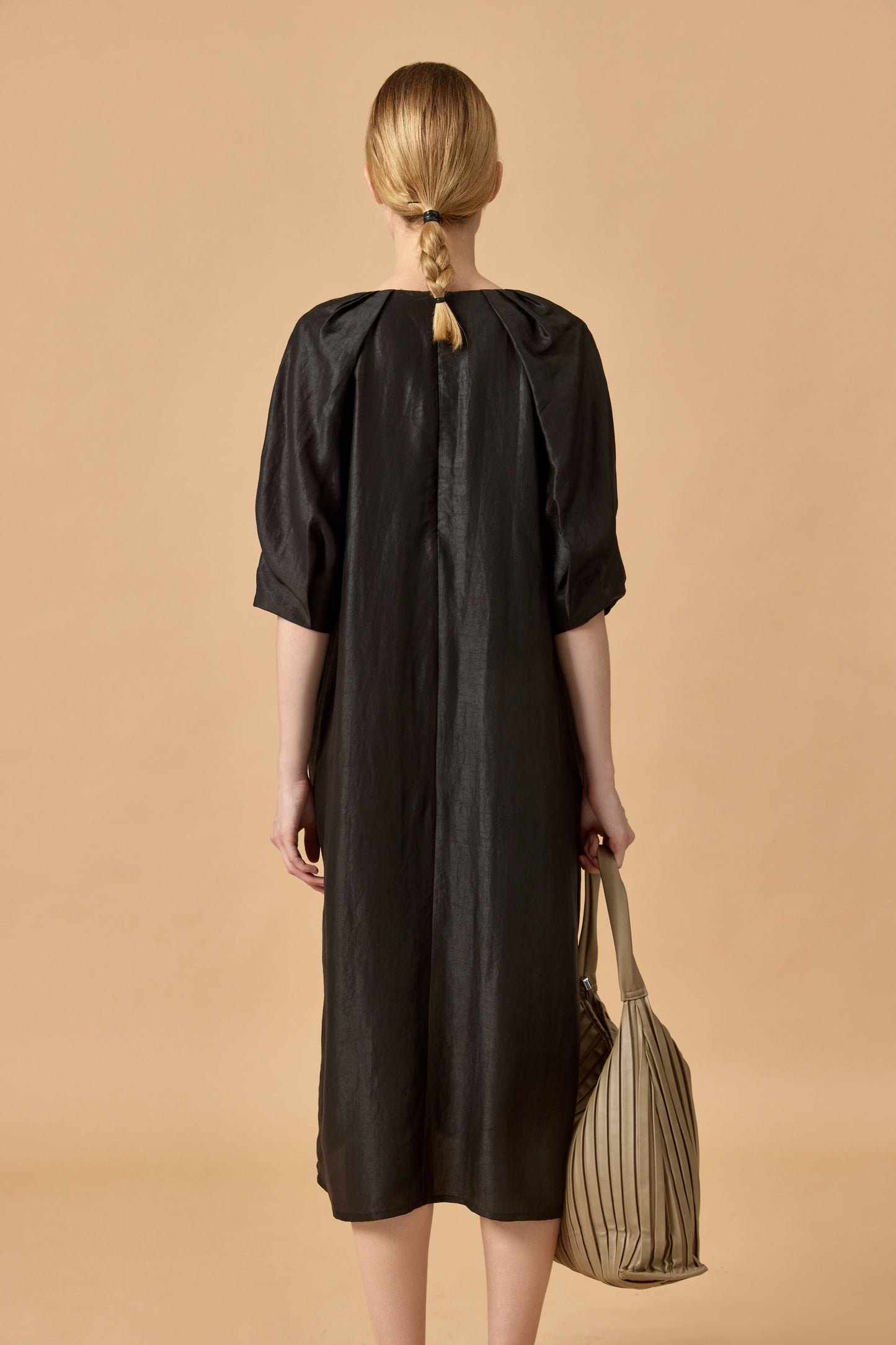 Long Round Collar Tea Silk Dress