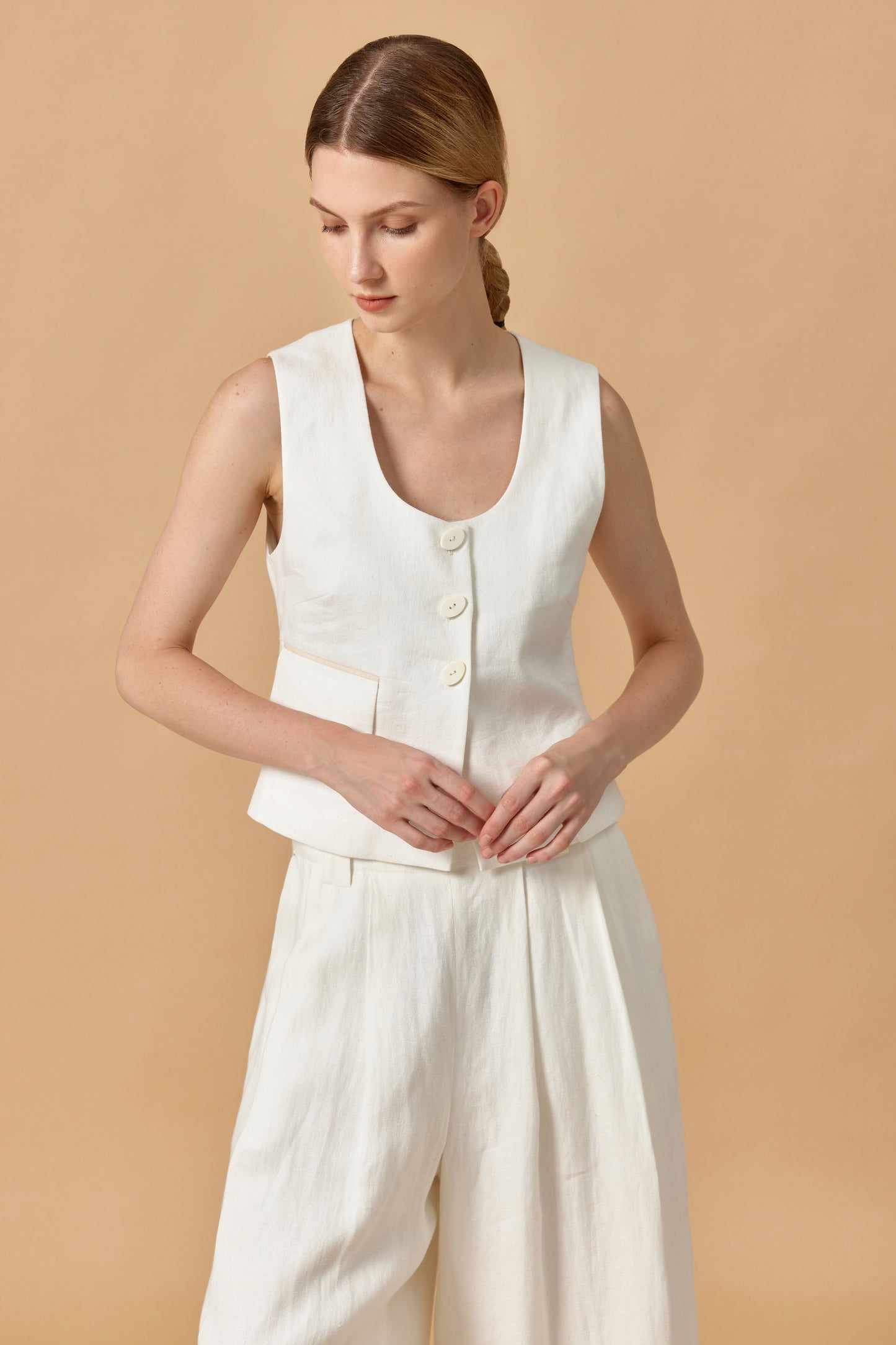 Linen Capri Trousers